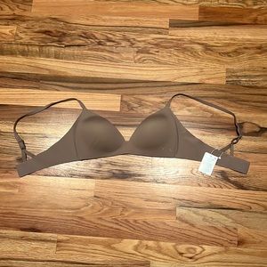 Lululemon bra